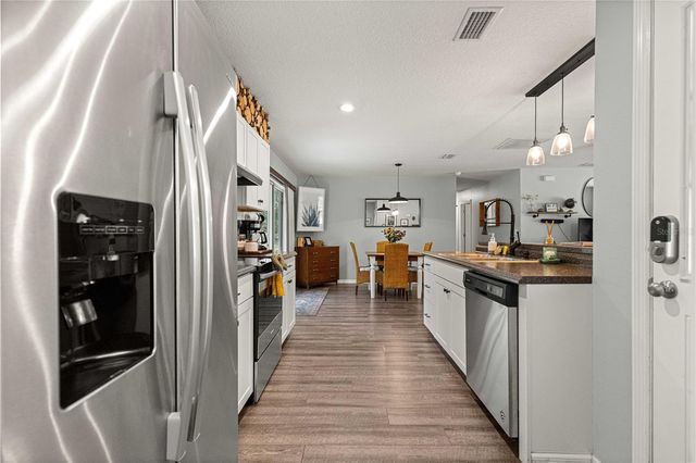 6353 NW 52ND AVENUE, Ocala, FL 34482