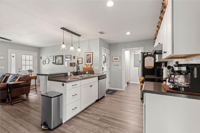 6353 NW 52ND AVENUE, Ocala, FL 34482