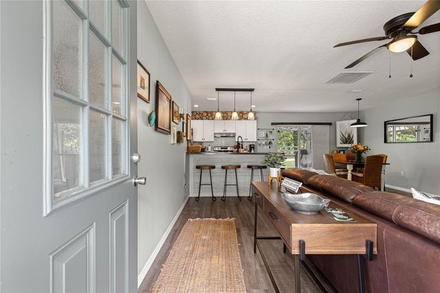 6353 NW 52ND AVENUE, Ocala, FL 34482