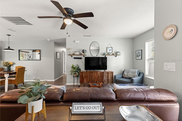 6353 NW 52ND AVENUE, Ocala, FL 34482