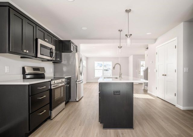 2023 Legacy Lane, Madison, WI 53719