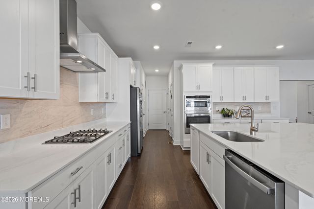 1404 Journey Avenue, Marlboro, NJ 07746
