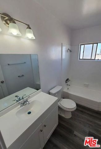 11936 Grevillea Avenue, Hawthorne, CA 90250
