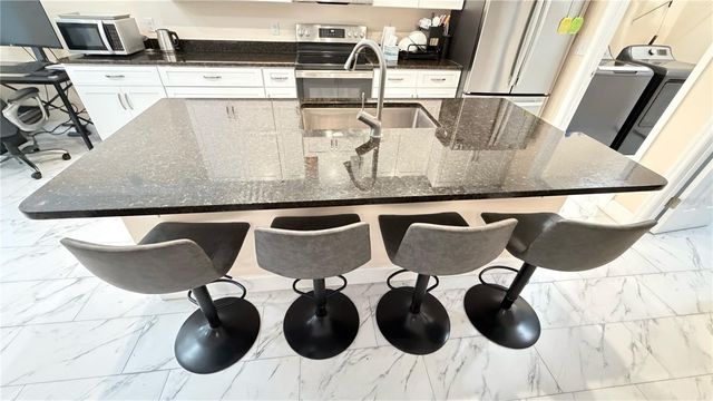 25248 SW 1ST AVENUE, Newberry, FL 32669