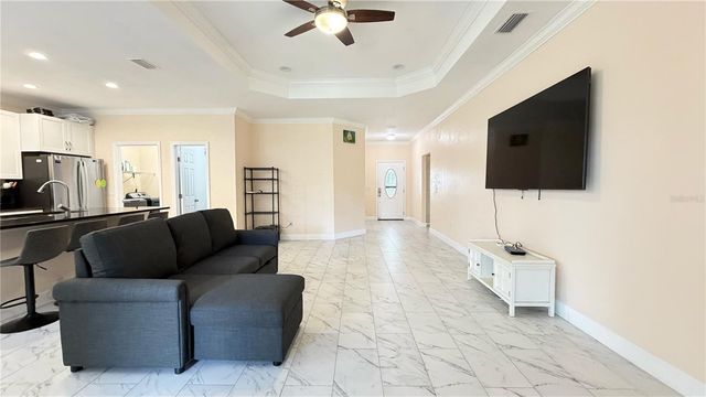 25248 SW 1ST AVENUE, Newberry, FL 32669