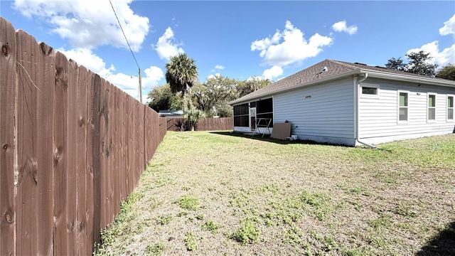 25248 SW 1ST AVENUE, Newberry, FL 32669