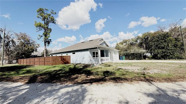 25248 SW 1ST AVENUE, Newberry, FL 32669