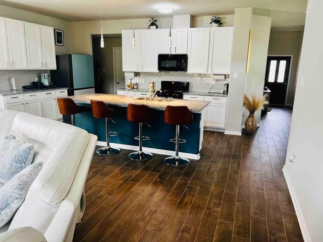 2642 Sunlit Meadow Trail, Fresno, TX 77545