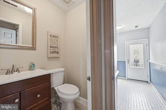 1140 CHARTER RD, Warminster, PA 18974
