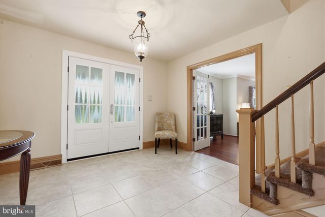 1140 CHARTER RD, Warminster, PA 18974