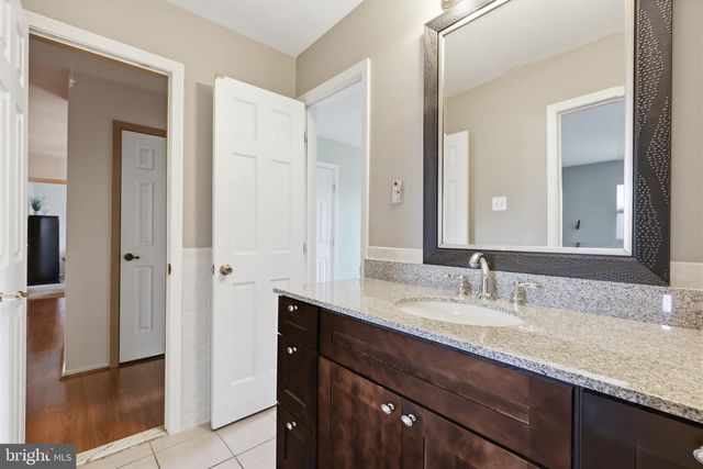 1140 CHARTER RD, Warminster, PA 18974