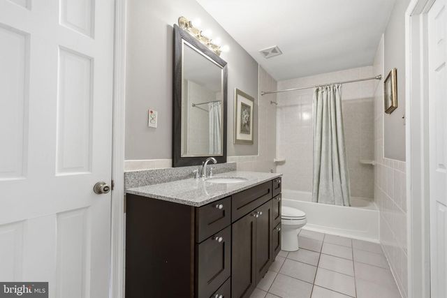1140 CHARTER RD, Warminster, PA 18974