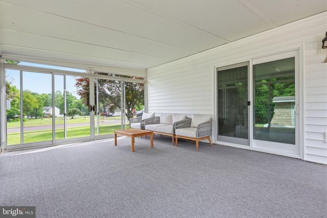 1140 CHARTER RD, Warminster, PA 18974