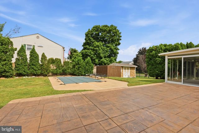 1140 CHARTER RD, Warminster, PA 18974