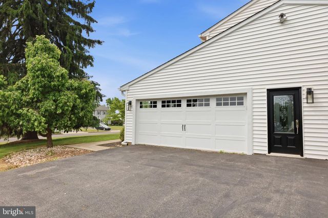 1140 CHARTER RD, Warminster, PA 18974