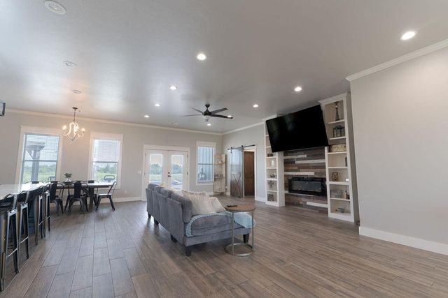 39909 Demoy Drive, Shawnee, OK 74804