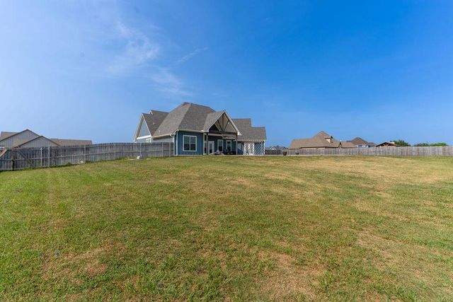 39909 Demoy Drive, Shawnee, OK 74804