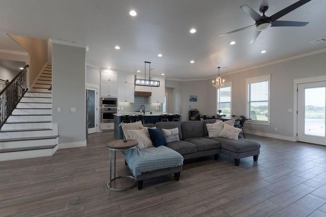 39909 Demoy Drive, Shawnee, OK 74804