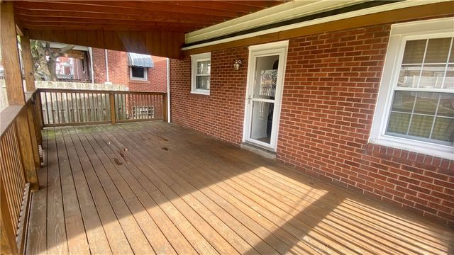 1109 Pacific Ave, Brackenridge, PA 15014