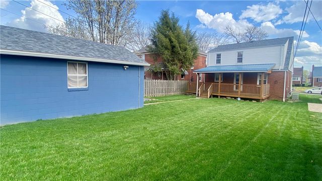 1109 Pacific Ave, Brackenridge, PA 15014