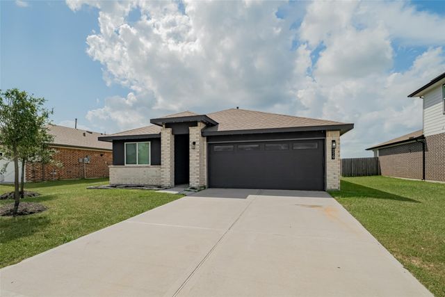 14519 Sweet Water Drive, Baytown, TX 77523