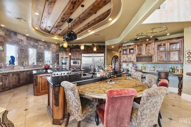 10649 Rio Mesa Drive, Bakersfield, CA 93308