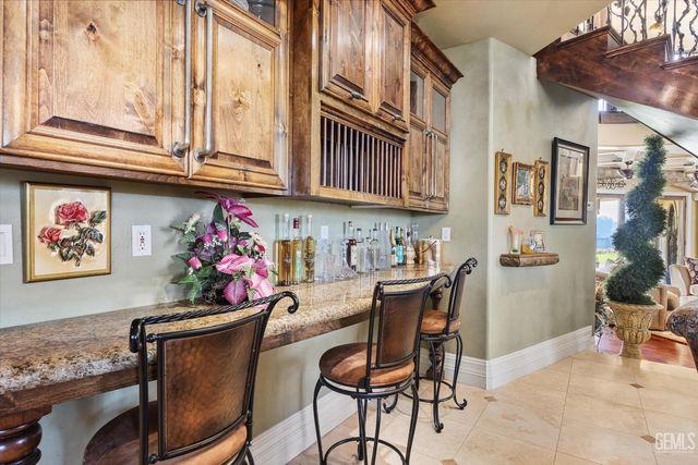 10649 Rio Mesa Drive, Bakersfield, CA 93308