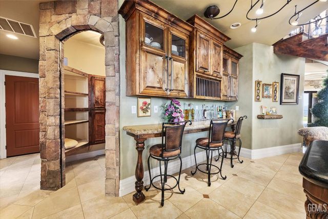 10649 Rio Mesa Drive, Bakersfield, CA 93308