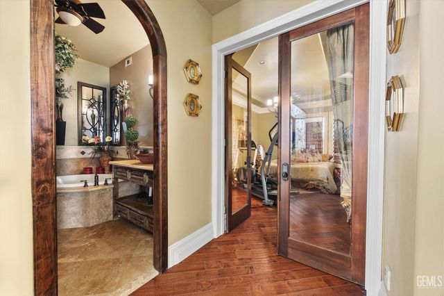 10649 Rio Mesa Drive, Bakersfield, CA 93308