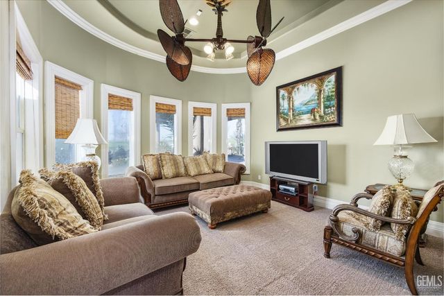 10649 Rio Mesa Drive, Bakersfield, CA 93308