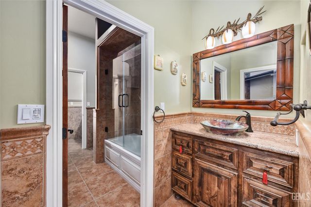 10649 Rio Mesa Drive, Bakersfield, CA 93308