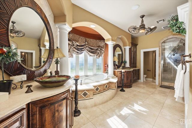 10649 Rio Mesa Drive, Bakersfield, CA 93308