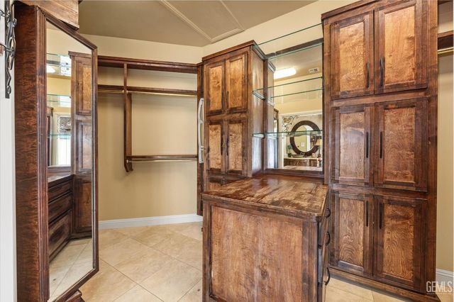 10649 Rio Mesa Drive, Bakersfield, CA 93308