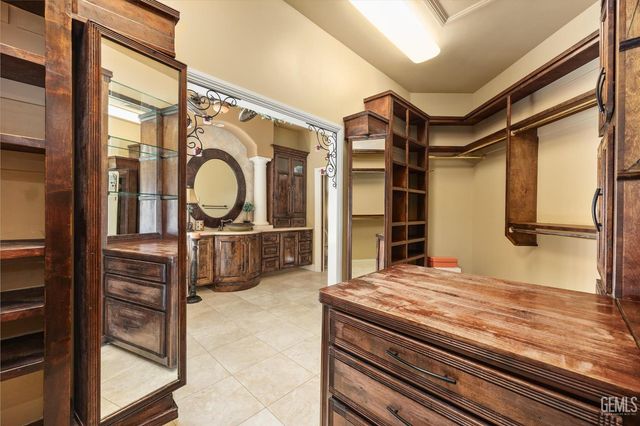 10649 Rio Mesa Drive, Bakersfield, CA 93308