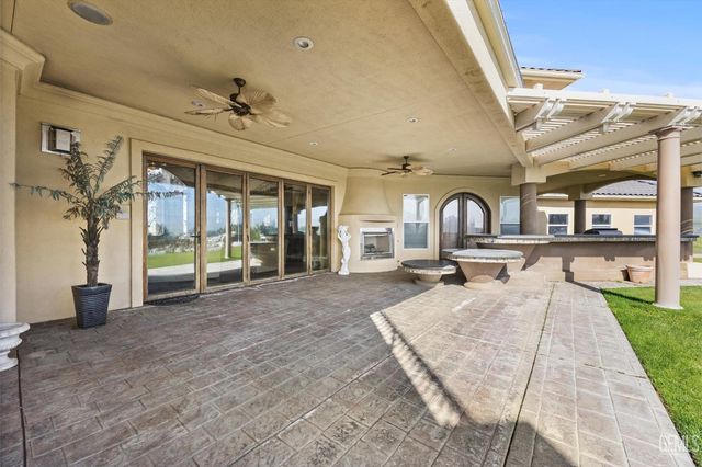 10649 Rio Mesa Drive, Bakersfield, CA 93308