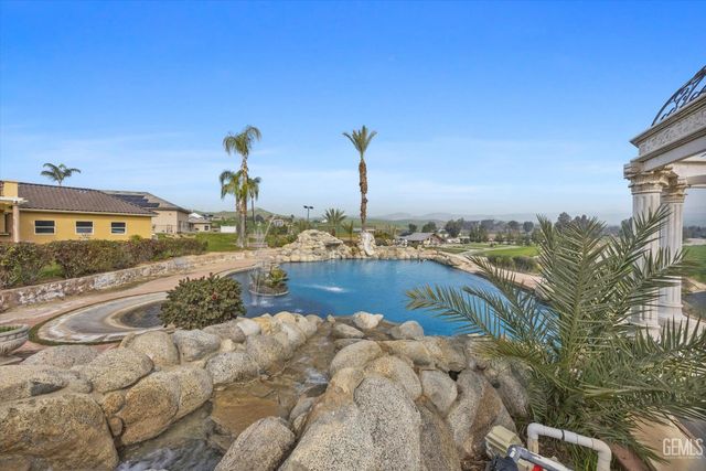 10649 Rio Mesa Drive, Bakersfield, CA 93308