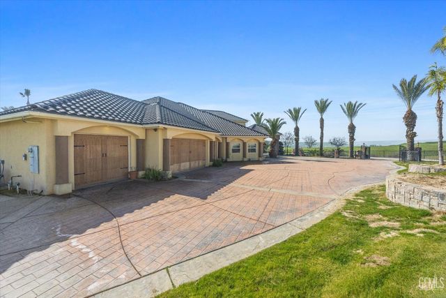 10649 Rio Mesa Drive, Bakersfield, CA 93308