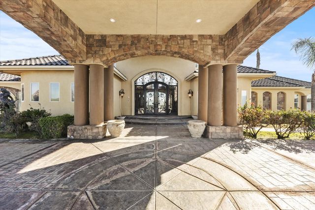 10649 Rio Mesa Drive, Bakersfield, CA 93308