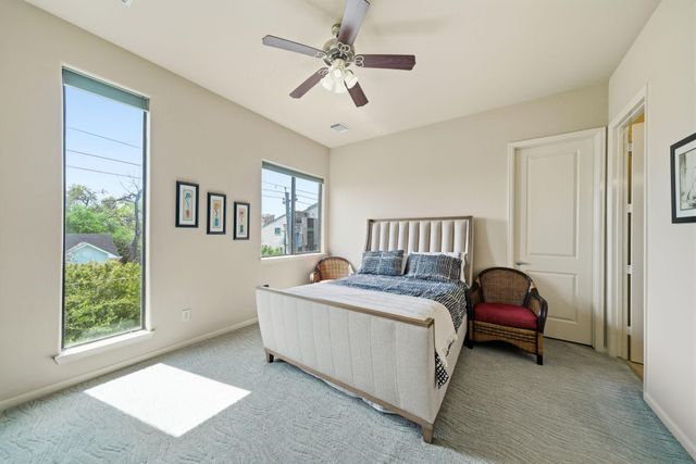 629 W 8th Street, Houston, TX 77007