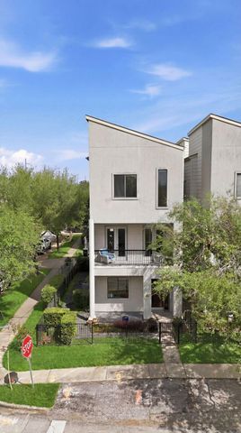 629 W 8th Street, Houston, TX 77007