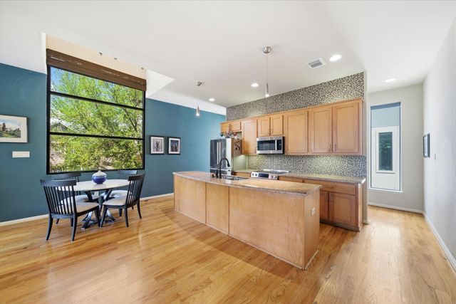 629 W 8th Street, Houston, TX 77007