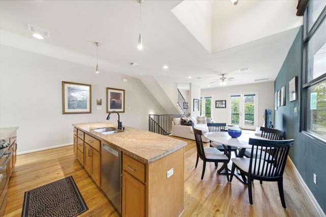 629 W 8th Street, Houston, TX 77007