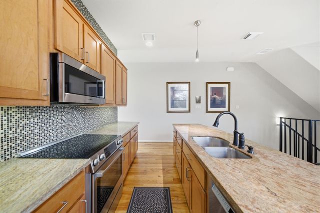 629 W 8th Street, Houston, TX 77007