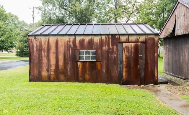 4875 Regan Avenue, Clayton, IN 46118