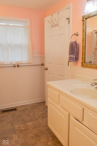 4875 Regan Avenue, Clayton, IN 46118