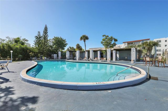 2800 Somerset Drive 418j, Lauderdale Lakes, FL 33311