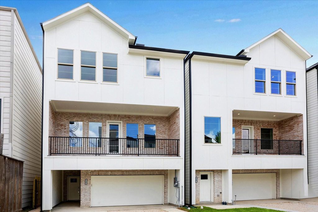 5305 Eigel Street, Houston, TX 77007