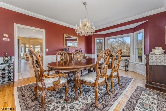 48 Mason Farm Rd, Raritan Twp., NJ 08551