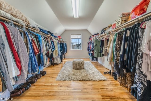 48 Mason Farm Rd, Raritan Twp., NJ 08551