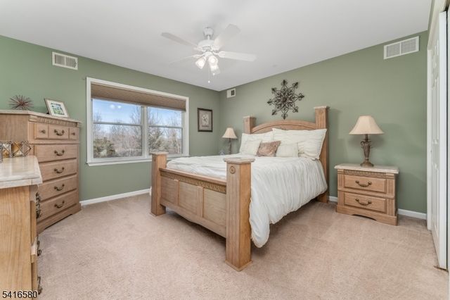 48 Mason Farm Rd, Raritan Twp., NJ 08551